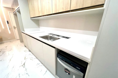 Apartamento à venda com 3 quartos, sendo 1 suíte, em Alto da Boa Vista, São Paulo, SP