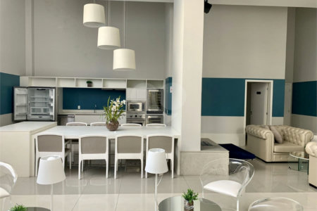 Apartamento venda / locação Vila Nova Conceição, 80m², andar alto, 1 suíte e 2 vagas