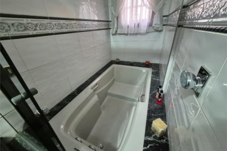 Sobrado à venda com 3 quartos, sendo 1 suíte, em Jardim Sarah, São Paulo, SP