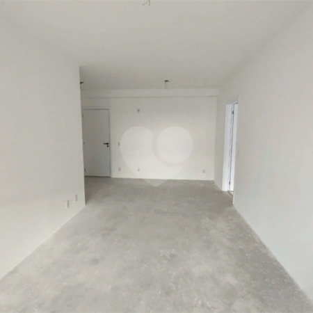 Apartamento novo com 129m² na Mooca com 2 suítes e 2 vagas.