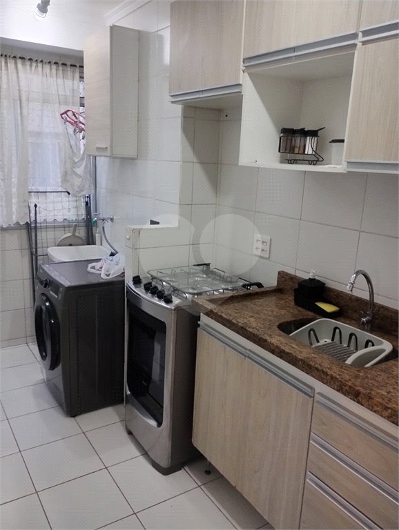JARAGUÁ – FIT JARAGUÁ. Apartamento lindinho, em condomínio praticamente novo, super organizado e agradável, em local tranquilo com vista livre.