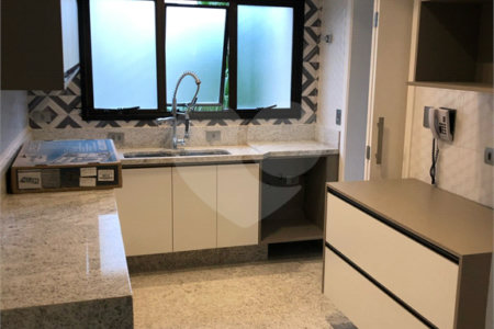 Apartamento à venda com 4 suítes em Vila Suzana, São Paulo, SP