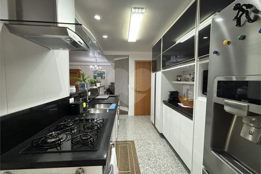 Apartamento à venda com 3 quartos, sendo 2 suítes, em Santana, São Paulo, SP