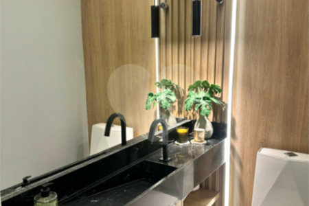 Apartamento à venda com 3 quartos, sendo 1 suíte,  em Jardim Vazani, São Paulo, SP