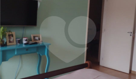 Sobrado à venda com 3 quartos, sendo 1 suíte,  em Jardim da Mamãe, Guarulhos, SP