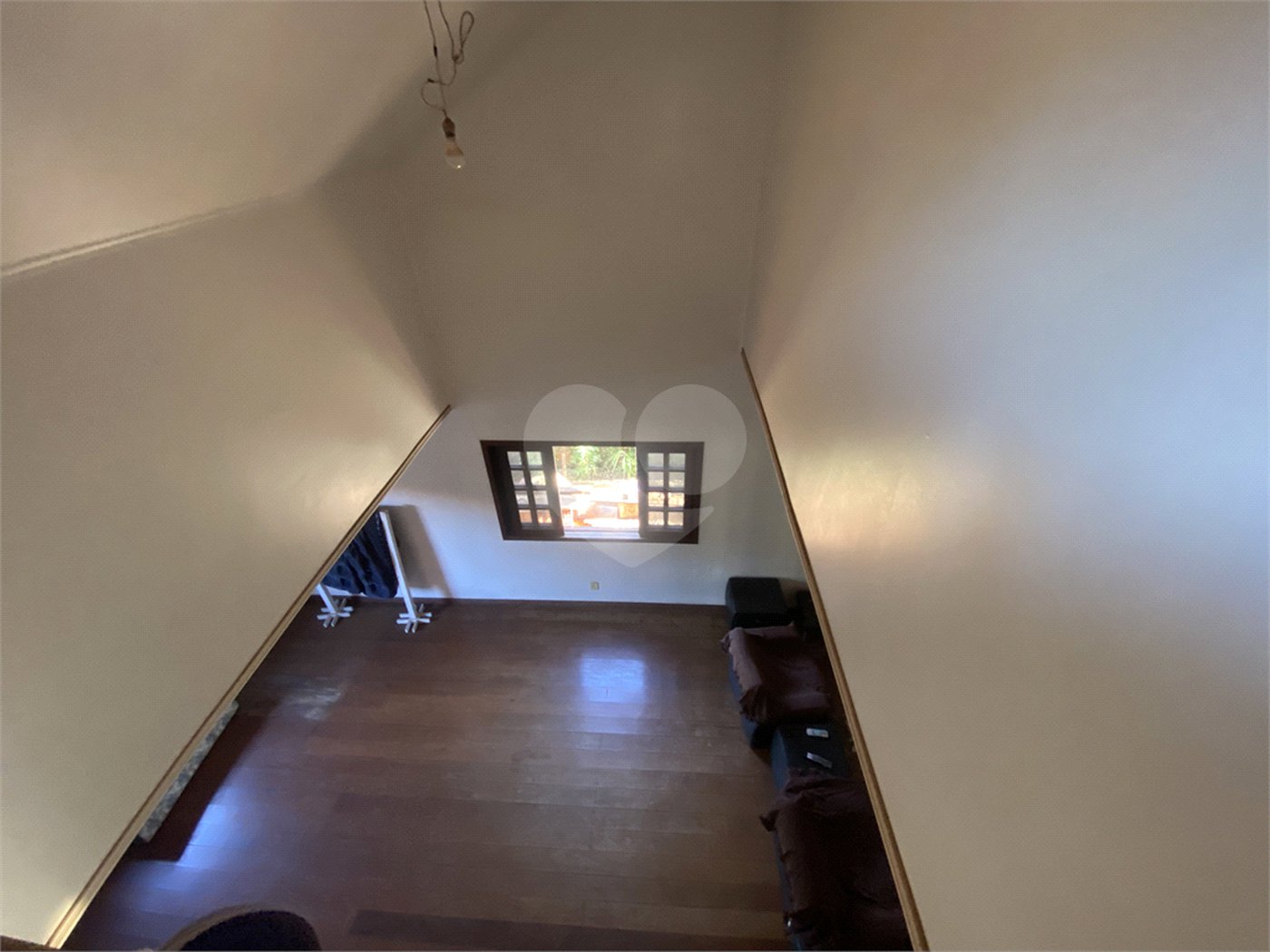 Casa à venda com 3 quartos, sendo 1 suíte, em Parque Residencial Monte Carlo, Ponta Porã, MS