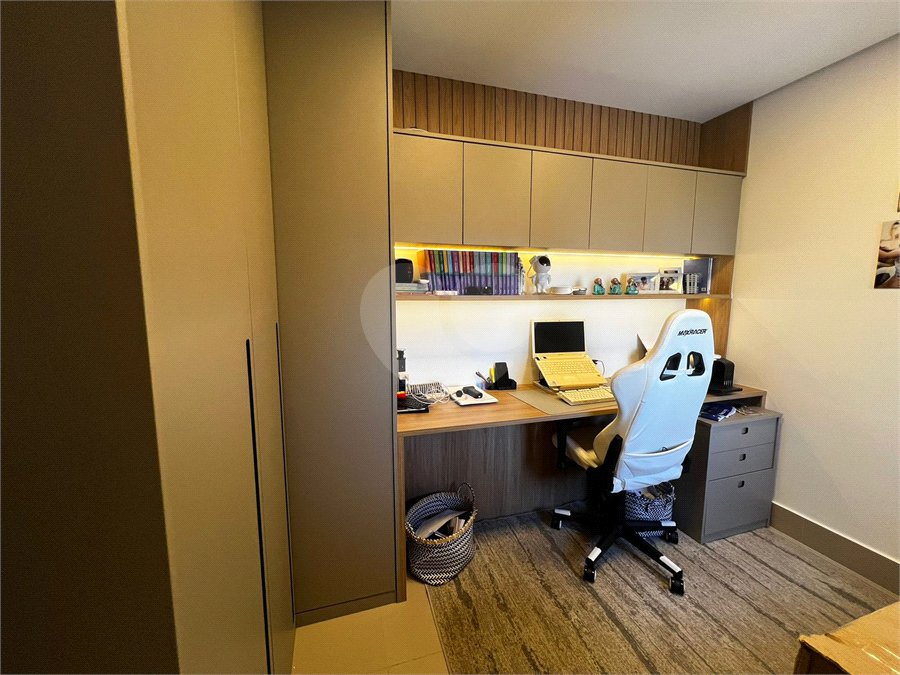 Apartamento à venda com 2 quartos no Centro, Araraquara, SP