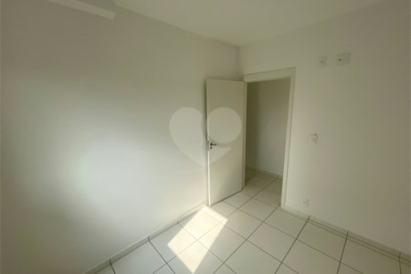 Apartamento para venda no Condomínio Residencial Vila das Flores,