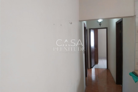 Casa à venda com 3 quartos, sendo 1 suíte, em Jardim Leocádia, Sorocaba, SP