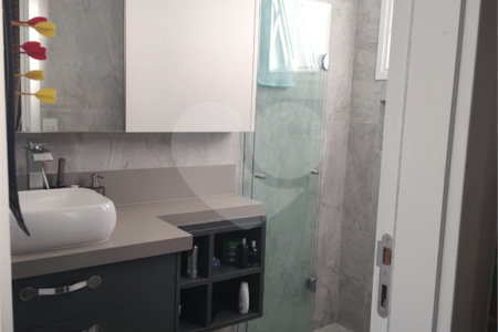 Apartamento à venda com 4 quartos, sendo 2 suítes, em Pinheiros, São Paulo, SP
