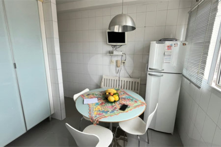 Apartamento à venda com 4 quartos, sendo 3 suítes, em Vila Andrade, São Paulo, SP