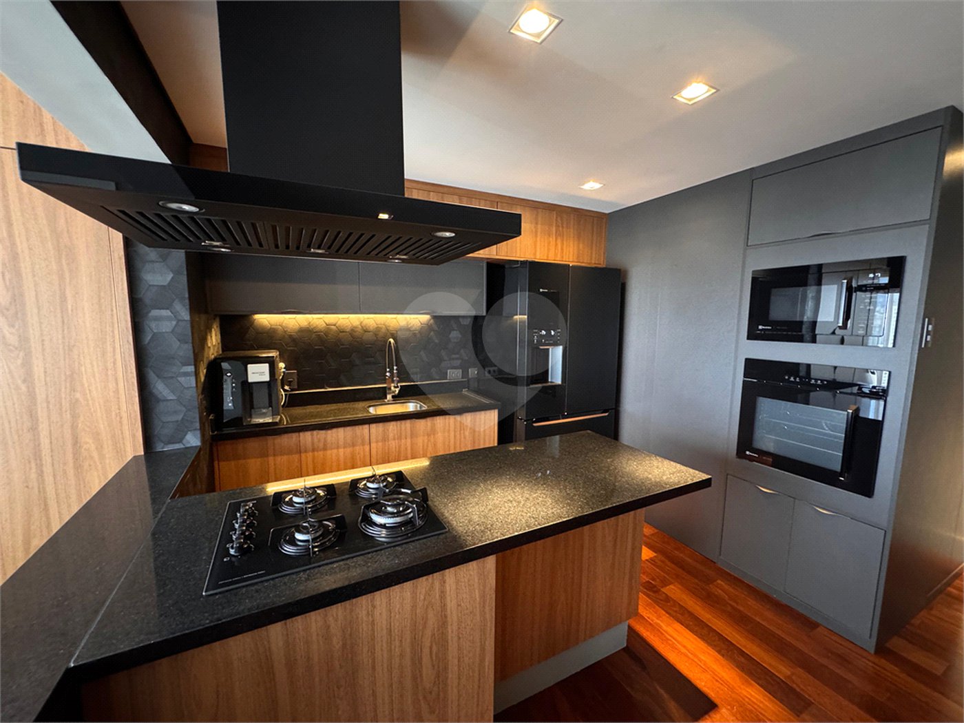 Apartamento à venda com 1 suíte em Brás, São Paulo, SP
