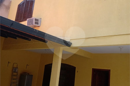 Casa à venda com 5 quartos, sendo 1 suíte, em Campo Grande, Rio de Janeiro, RJ