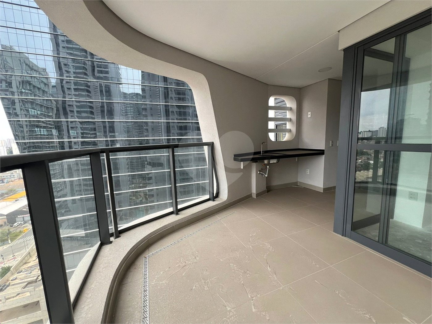 Apartamento à venda com 3 quartos, sendo 1 suíte, em Chácara Santo Antônio, São Paulo, SP