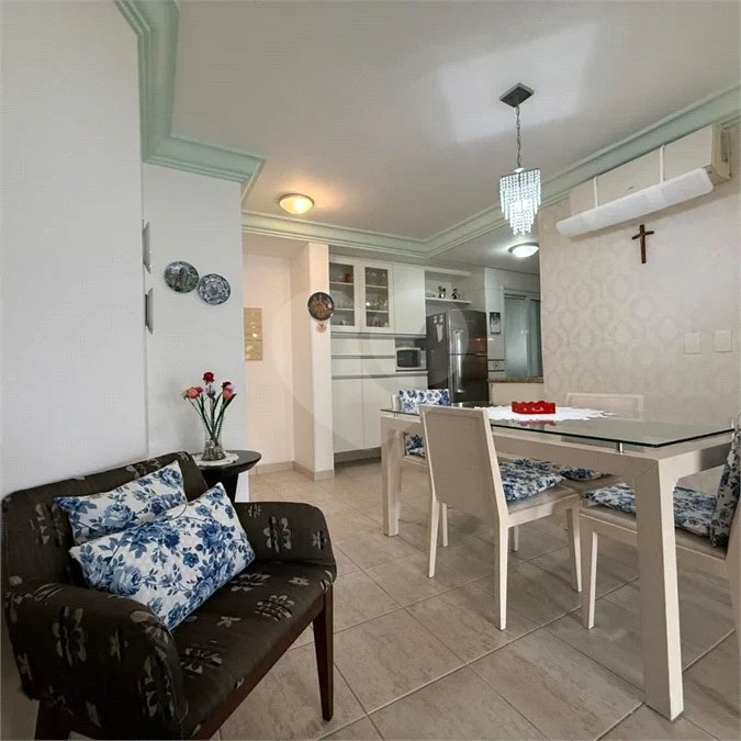 Apartamento à venda com 3 quartos, sendo 1 suíte,  em Riviera de São Lourenço, Bertioga, SP