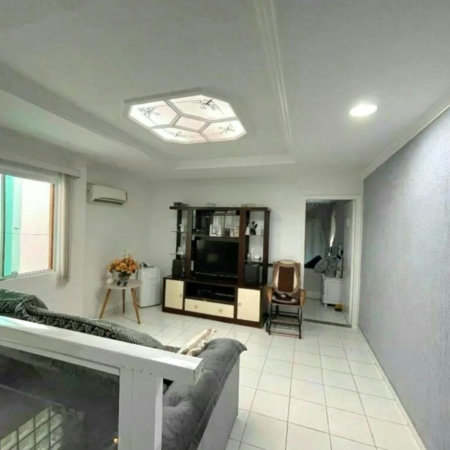 Casa com 3 dormitórios à venda, 210 m² por R$ 1.200.000,00 - Encruzilhada - Santos/SP