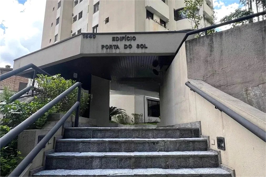 Apartamento à venda com 3 quartos, sendo 1 suíte, em Vila Madalena, São Paulo, SP