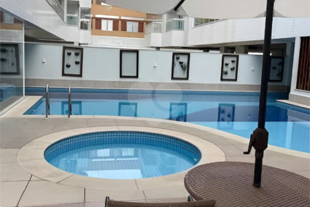 Apartamento à venda com 3 quartos, sendo 1 suíte, em São Bento, Cabo Frio, RJ