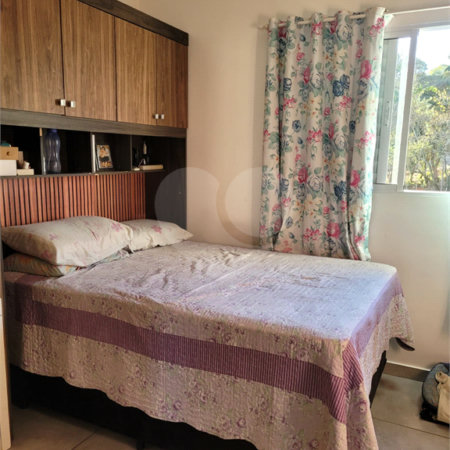 Casa à venda com 2 quartos em Jardim Santo Antônio, Atibaia, SP