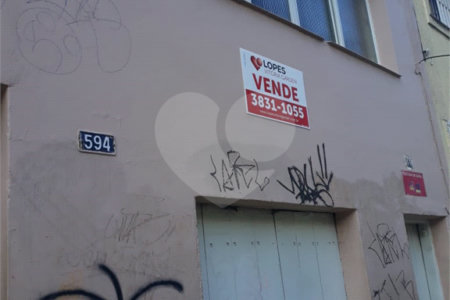 Casa à venda com 2 quartos em Lapa de Baixo, São Paulo, SP