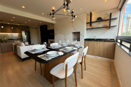 Apartamento à venda com 2 quartos, sendo 1 suíte, em Santa Teresinha, São Paulo, SP