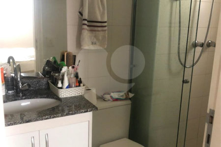 Apartamento à venda com 3 quartos, sendo 1 suíte, em Vila Firmiano Pinto, São Paulo, SP