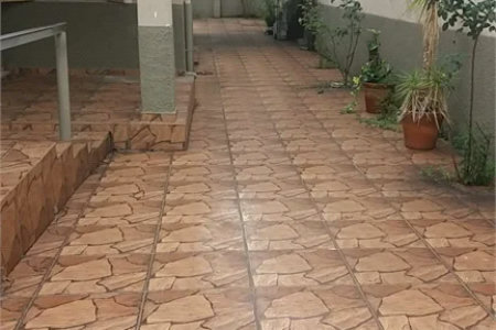 Casa Térrea à venda com 3 quartos em Jardim Nadir, São Paulo, SP