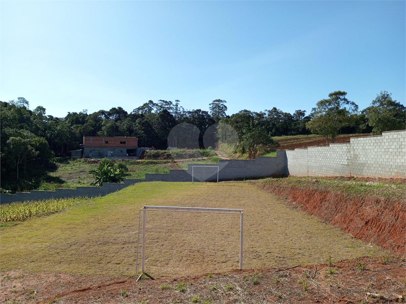 Chácara à venda com 3 quartos, sendo 2 suítes,  em Cocuera, Mogi das Cruzes, SP