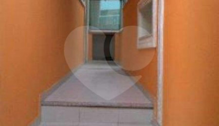 Casa à venda com 3 suítes em Vila Paiva, São Paulo, SP