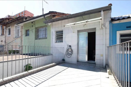 Sobrado à venda com 4 quartos, sendo 2 suítes,  em Vila Pompéia, São Paulo, SP