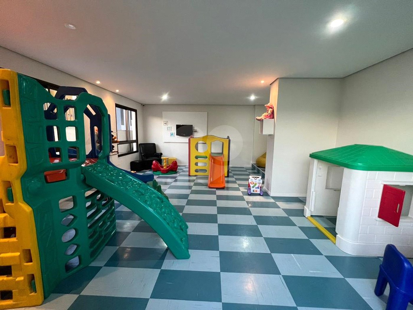 Apartamento à venda com 3 quartos, sendo 1 suíte, em Santa Teresinha, São Paulo, SP