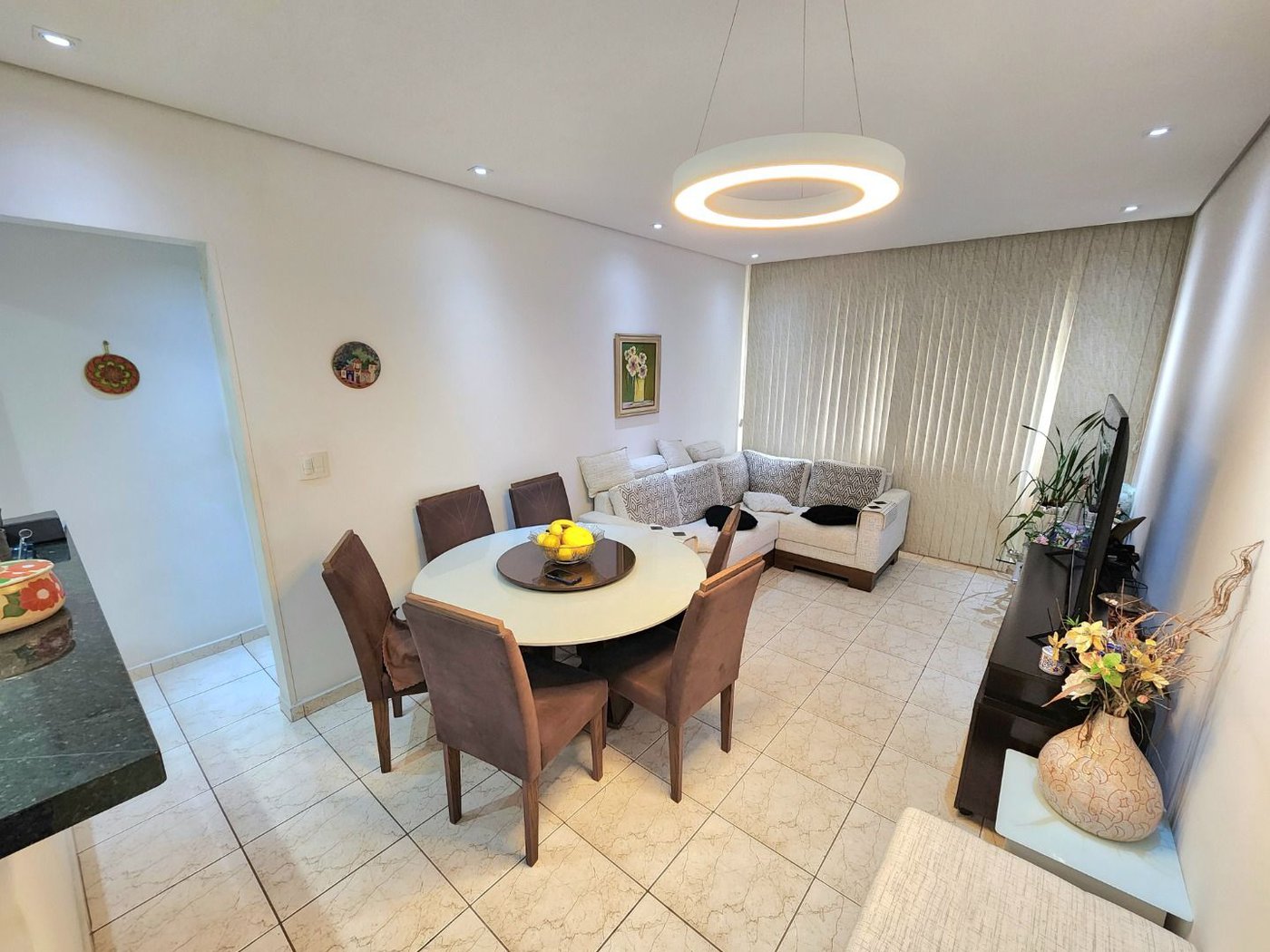 Apartamento 2 Dormitórios com Vista Mar, 1 Suíte e 50m da Praia – Santos