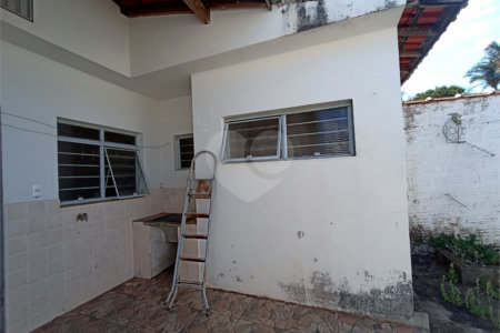 Casa à venda com 6 quartos, sendo 2 suítes, no Centro, Itapetininga, SP