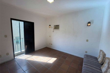 Apartamento com 4 dormitórios à venda, 259 m² por R$ 900.000,00 - Jardim Três Marias - Guarujá/SP