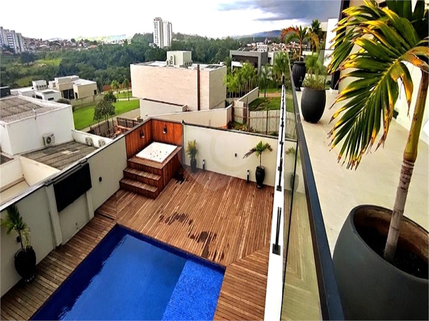 Casa à venda com 3 suítes no condomínio Alphaville Nova Esplanada 1, Votorantim - SP