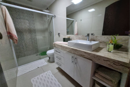 Casa à venda com 3 quartos, sendo 1 suíte, em Jardim Franca, São Paulo, SP
