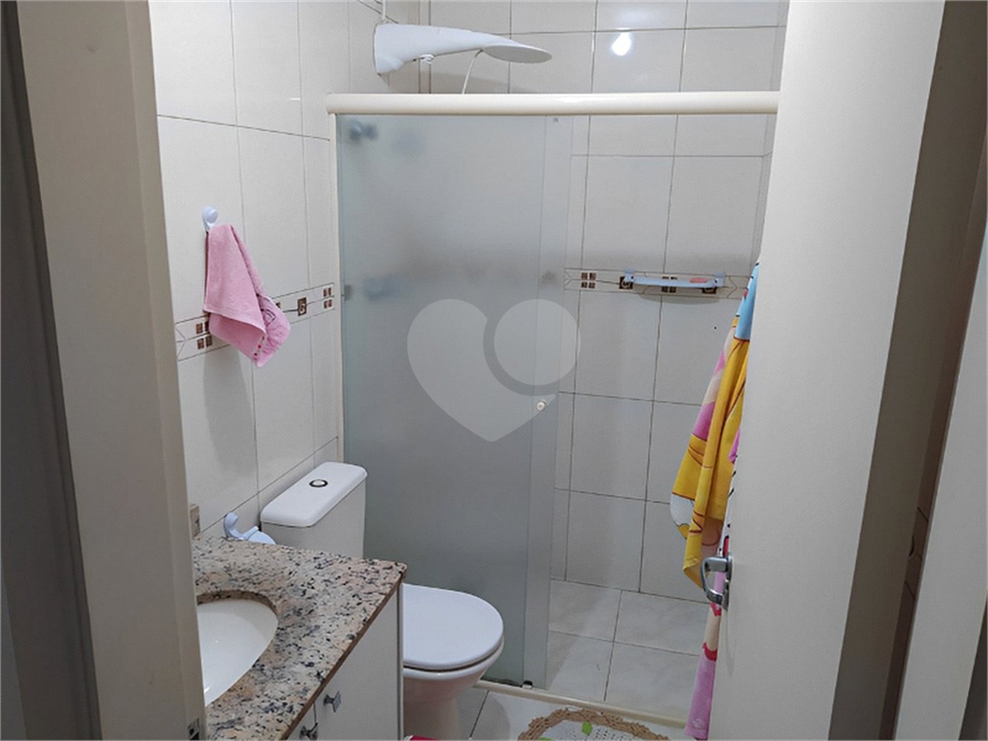 Casa à venda com 3 quartos, sendo 1 suíte, no condomínio Alonso - Diogo de Azevedo, São Paulo - SP