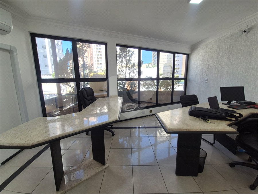 Sobrado à venda ou para alugar com 1 quarto em Saúde, São Paulo, SP