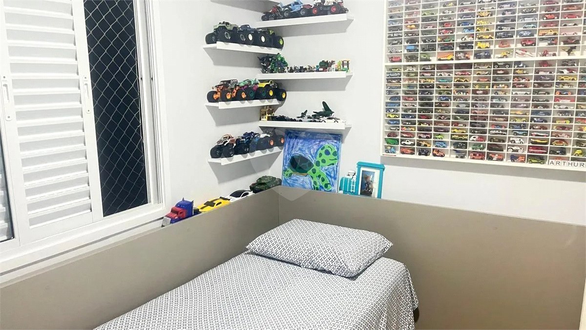 Casa à venda com 3 suítes em CUPECÊ, São Paulo, SP