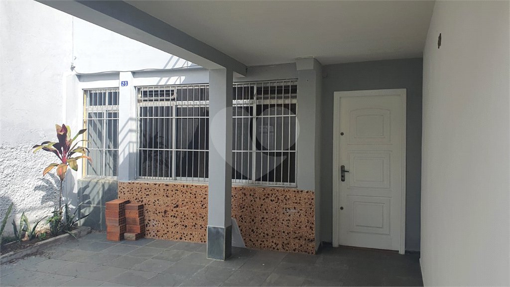 Sobrado à venda com 3 quartos em Vila Nilo, São Paulo, SP