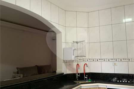 Casa à venda com 3 quartos, sendo 1 suíte, em Residencial Bosque dos Ipês, São José dos Campos, SP