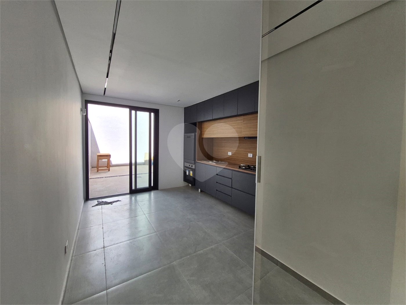 Sobrado à venda com 3 quartos, sendo 1 suíte, em Cidade dos Bandeirantes, São Paulo, SP
