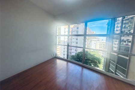 Apartamento à venda com 3 quartos, sendo 1 suíte, em Lagoa, Rio de Janeiro, RJ