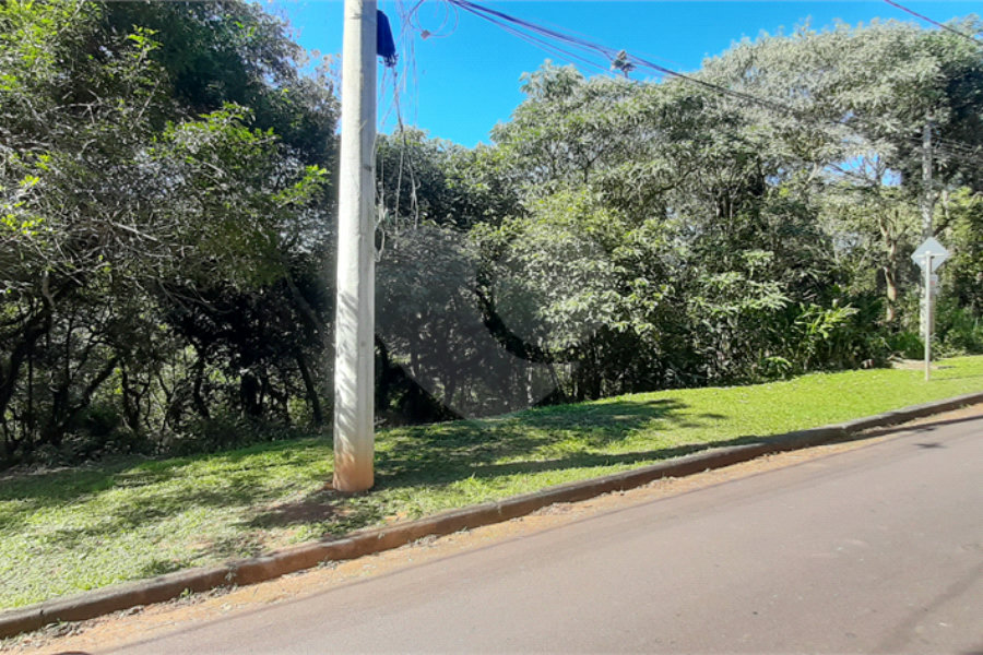 Terreno à venda no condomínio Alpes da Cantareira, Mairiporã - SP