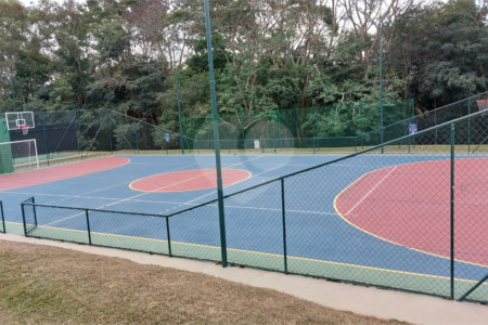 Casa à venda com 4 suítes no condomínio Figueira Garden, Atibaia - SP