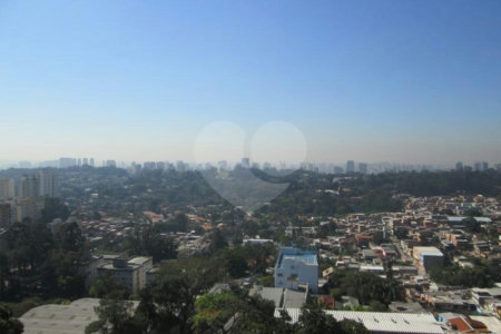 Apartamento à venda com 4 quartos, sendo 1 suíte,  em Paraisópolis, São Paulo, SP