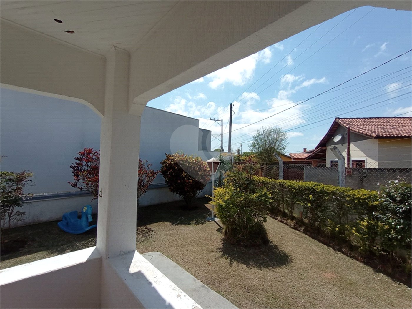 Casa à venda com 2 quartos em Vila Messias, Alambari, SP