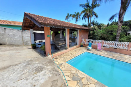 Chácara à venda com 3 quartos, sendo 1 suíte,  em Jardim Imperial, Atibaia, SP