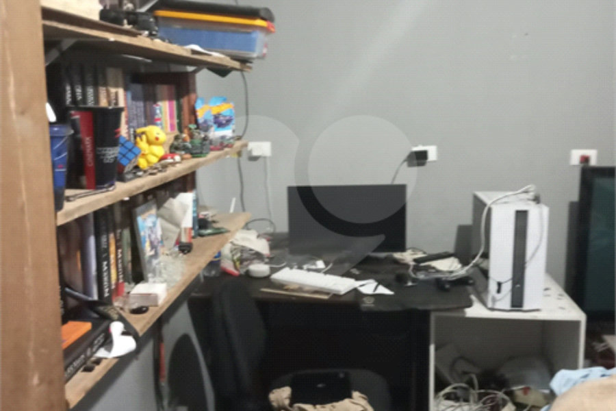 Sobrado à venda com 6 quartos, sendo 2 suítes, em Jardim Felicidade, São Paulo, SP