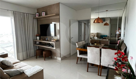 Apartamento à venda com 3 quartos, sendo 2 suítes,  em Cidade Alta, Cuiabá, MT